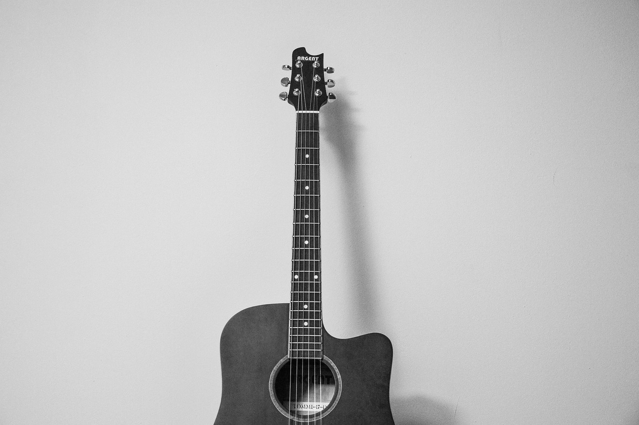 guitar, music, instrument-823615.jpg